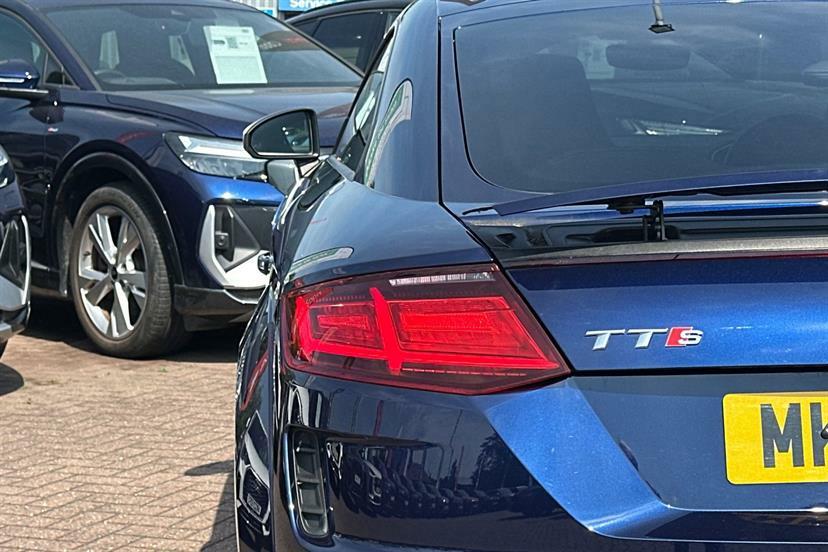 Audi TTS S Coup- Final Edition Tfsi 320 Ps S Tronic White #24