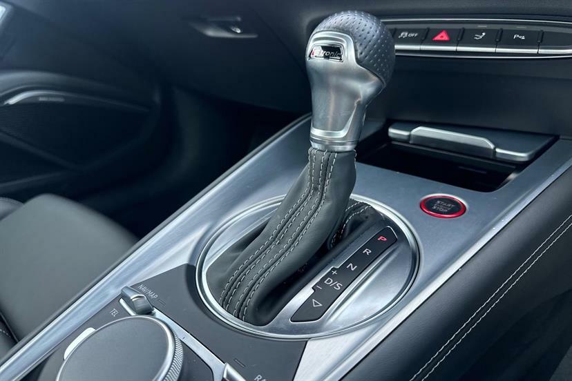 Audi TTS S Coup- Final Edition Tfsi 320 Ps S Tronic White #46