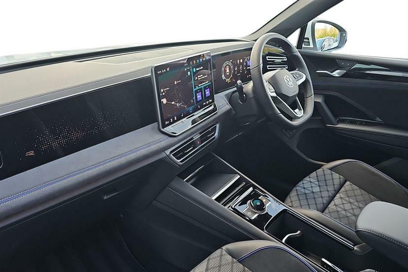 Volkswagen Tiguan 1.5 Etsi 150 R-line Dsg DA26BKE White #2