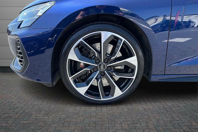 Audi A3 S3 Tfsi Quattro 333 Black Edition S Tronic KR75YSF Blue #5
