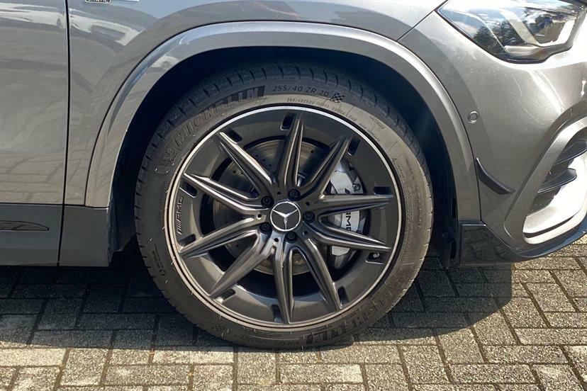Mercedes-Benz GLA Class 35 4Matic Premium Plus Grey #4