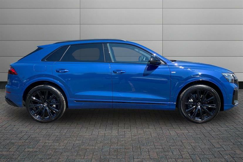 Audi Q8 3.0 Tdi Quattro 286 Black Edition Tiptronic WU26EZZ Blue #4