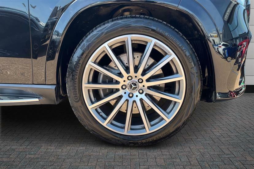 Mercedes-Benz GLS Class 450D 4Matic Amg Line Premium 9G-tronic Black #4