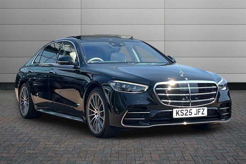 Mercedes-Benz S Class S580e 4Matic L Amg Line Prem Execu 9G-tronic Black