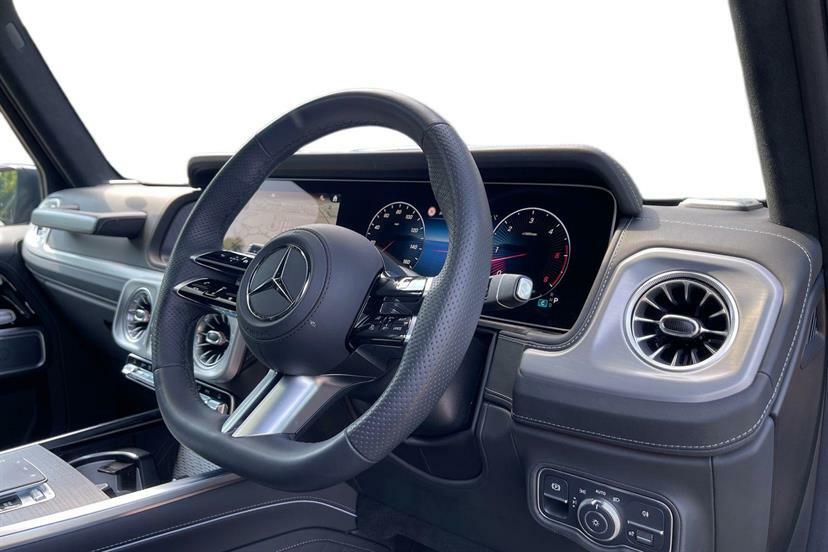 Mercedes-Benz G Class G450d Amg Line Premium Plus 9G-tronic Black #5