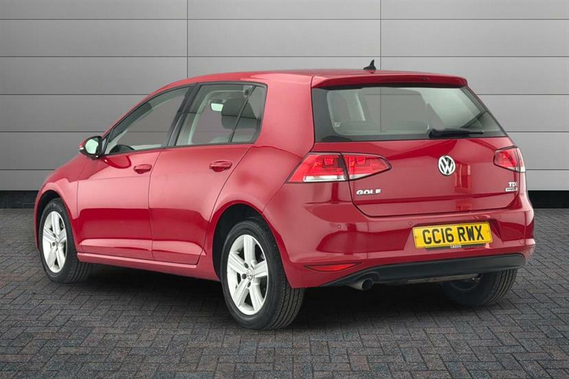 Volkswagen Golf 1.6 Tdi 110 Match Edition Dsg Red #3
