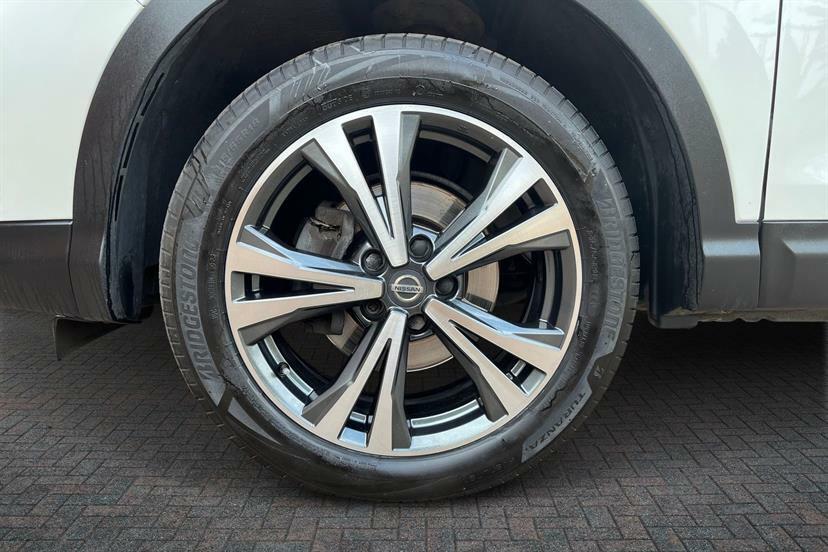 Nissan Qashqai 1.2 Dig-t N-connecta AP18LKN White #5