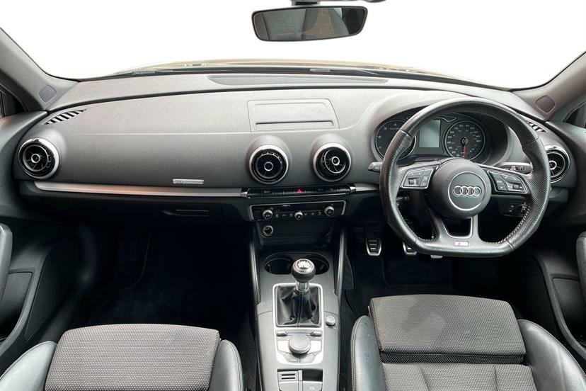 Audi A3 2.0 Tdi S Line VA66UBT Black #6