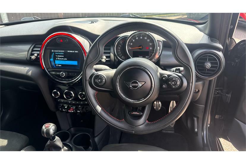 Mini Hatch 1.5 Cooper Sport II GM19JMO Black #5