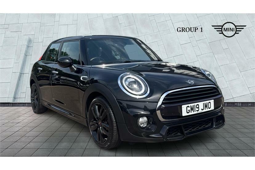 Mini Hatch 1.5 Cooper Sport II Black