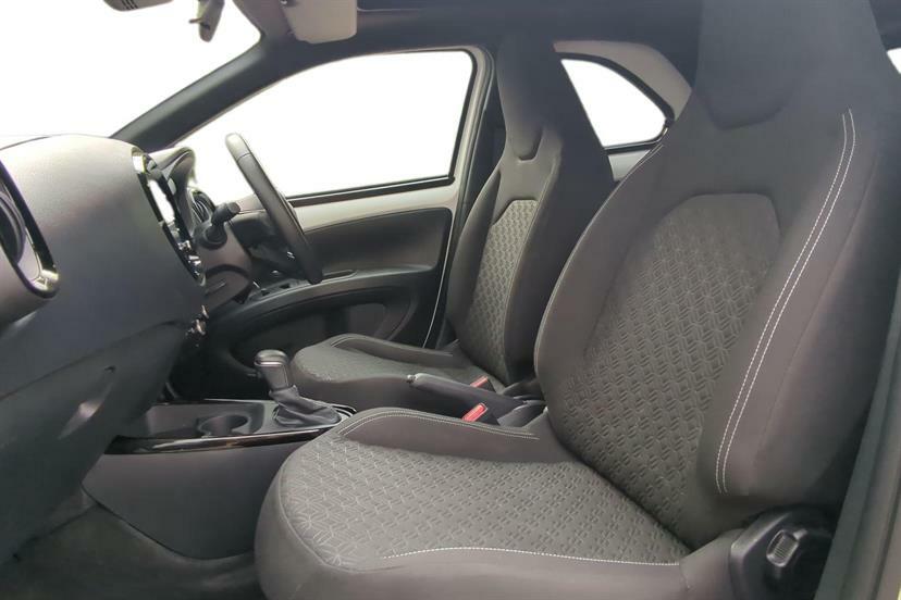 Toyota Aygo X 1.0 Vvt-i Edge Canvasparking LL23RUV Black #2