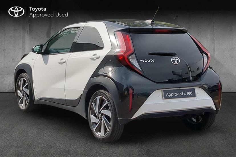 Toyota Aygo X 1.0 Vvt-i Edge Canvasparking LL23RUV Black #3