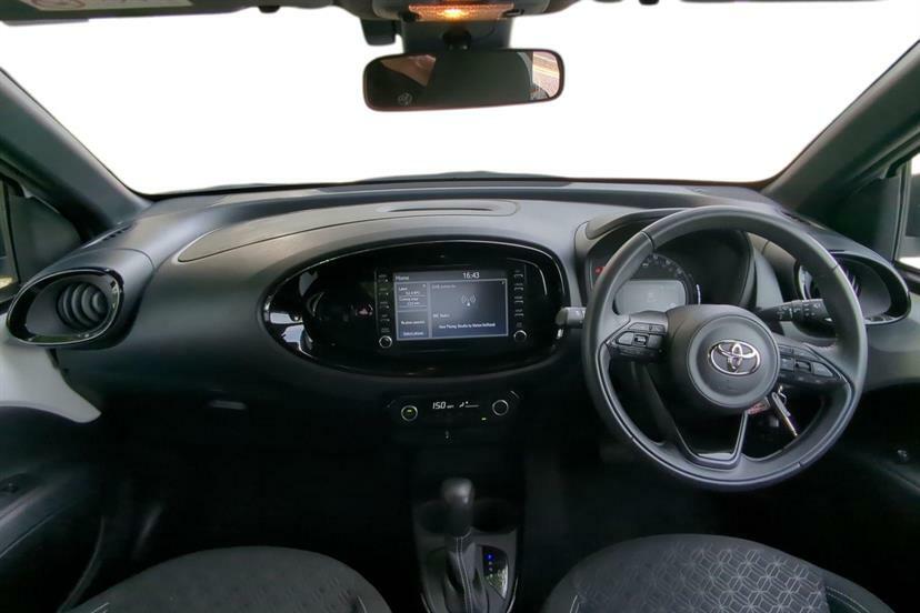 Toyota Aygo X 1.0 Vvt-i Edge Canvasparking LL23RUV Black #6