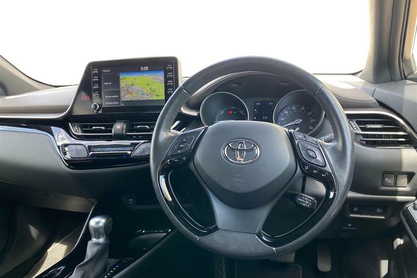 Toyota C-Hr 1.8 Hybrid Excel Cvt KE70RYW White #6