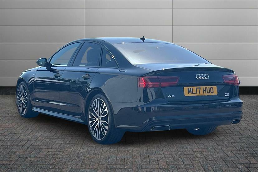 Audi A6 2.0 Tdi Ultra Black Edition S Tronic Black #3