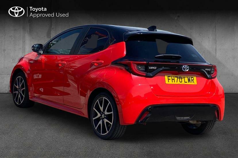 Toyota Yaris 1.5 Hybrid Launch Edition Cvt FH70LWR Orange #4