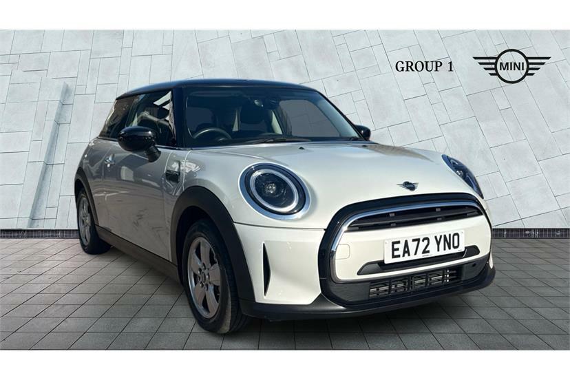 Mini Hatch 1.5 Cooper Classic White
