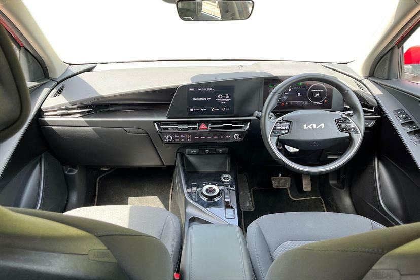 Kia e-Niro 150Kw 2 65Kwh OY72JJL Red #6
