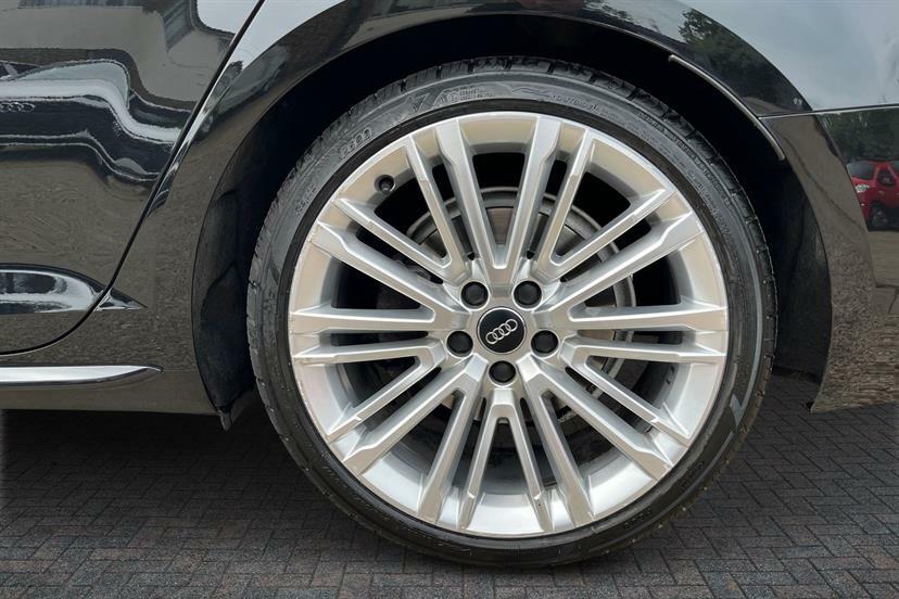 Audi A4 40 Tfsi S Line S Tronic KJ19BJU Black #5