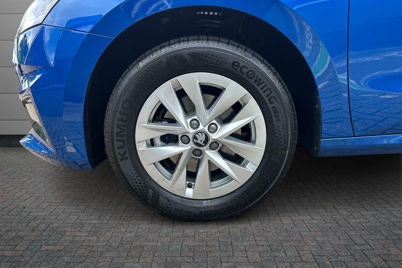 Skoda Fabia 1.0 Tsi 116 Se Edition Blue #5