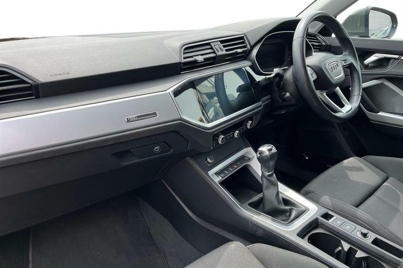Audi Q3 35 Tfsi Sport Comfortsound Pack EN22GVW Grey #2