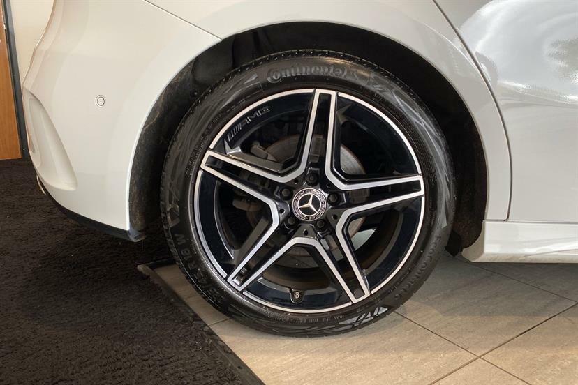 Mercedes-Benz A Class A200 Amg Line Executive KN23YTC White #4