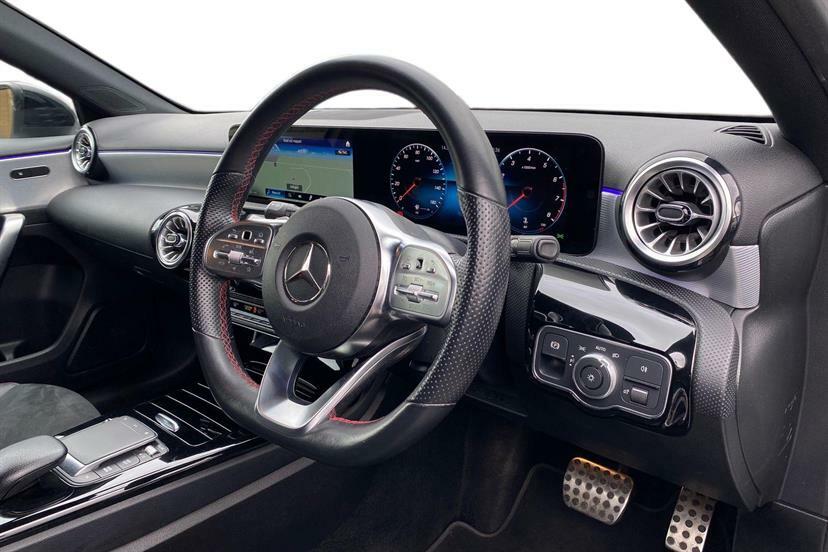 Mercedes-Benz A Class A200 Amg Line Executive KN23YTC White #5