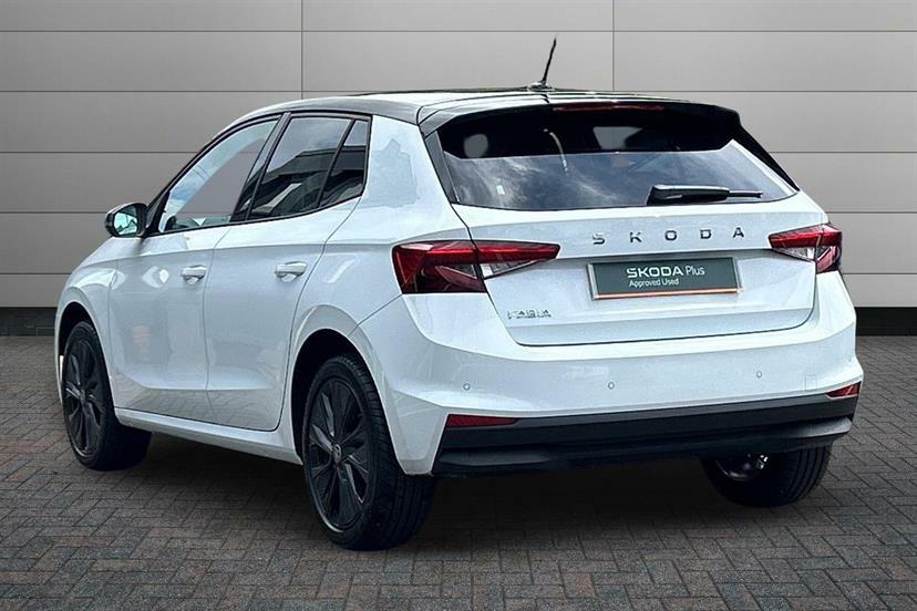Skoda Fabia 1.0 Tsi 116 Design Edition EX26AKP White #3