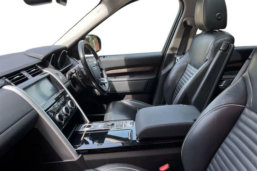 Land Rover Discovery 3.0 Td6 Hse DN17PZY Black #2