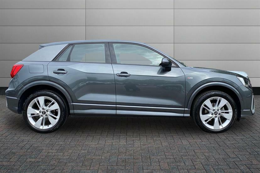 Audi Q2 30 Tfsi S Line YG23UXF Grey #4
