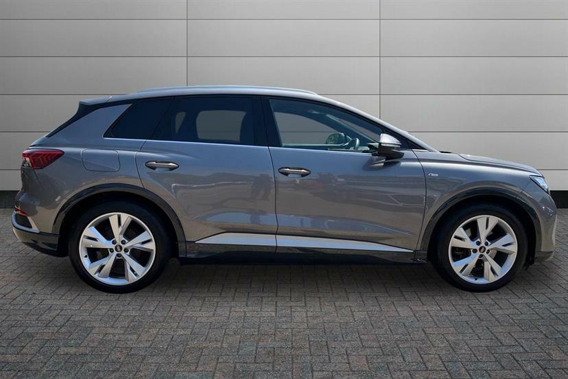 Audi Q4 E Tron 125Kw 35 55Kwh S Line LL72WNM Grey #4