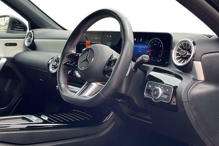 Mercedes-Benz A Class A180 Amg Line Executive EA23DJE Black #5
