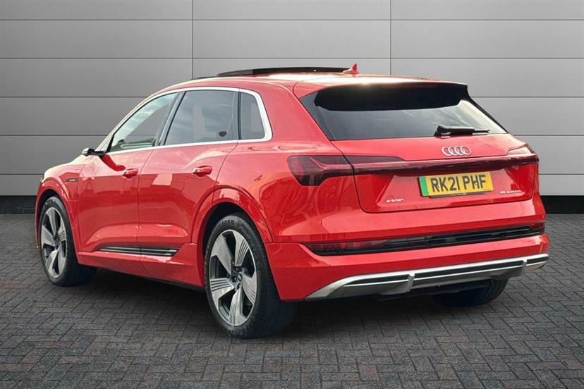 Audi E-tron 300Kw 55 Quattro 95Kwh S Line Cs RK21PHF Red #3
