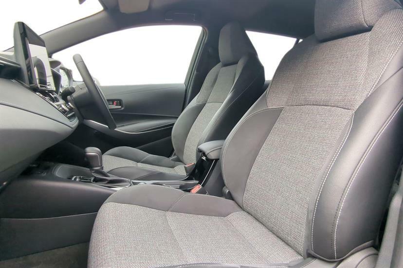 Toyota Corolla 1.8 Hybrid Design Cvt FP25JHZ Black #2