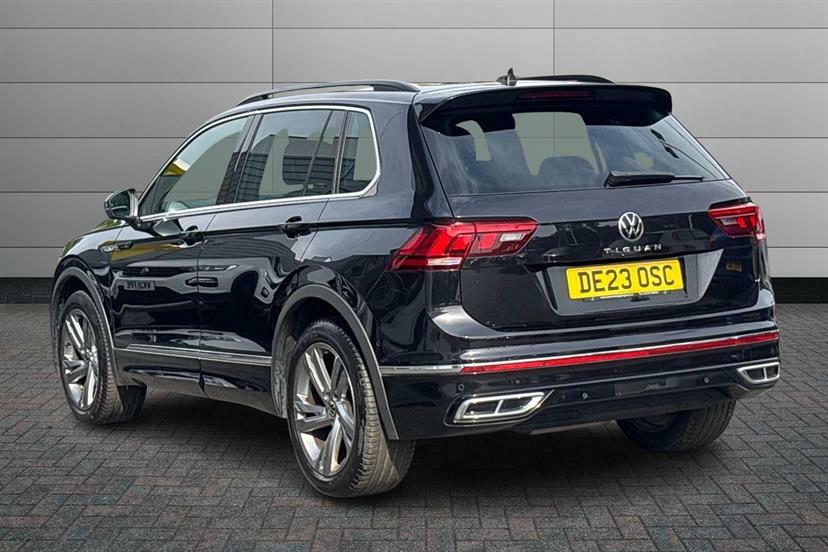 Volkswagen Tiguan 2.0 Tdi R-line Edition Dsg DE23OSC Black #3