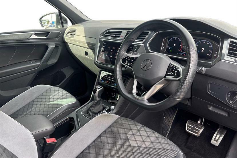 Volkswagen Tiguan 2.0 Tdi R-line Edition Dsg DE23OSC Black #6