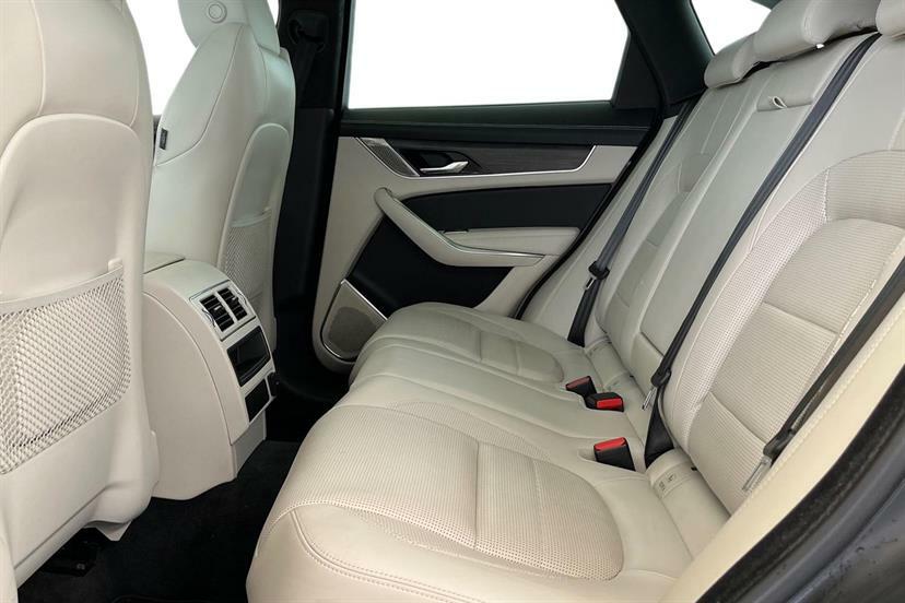 Jaguar F-Pace 2.0 D200 R-dynamic Hse Awd AV22WHZ Grey #4