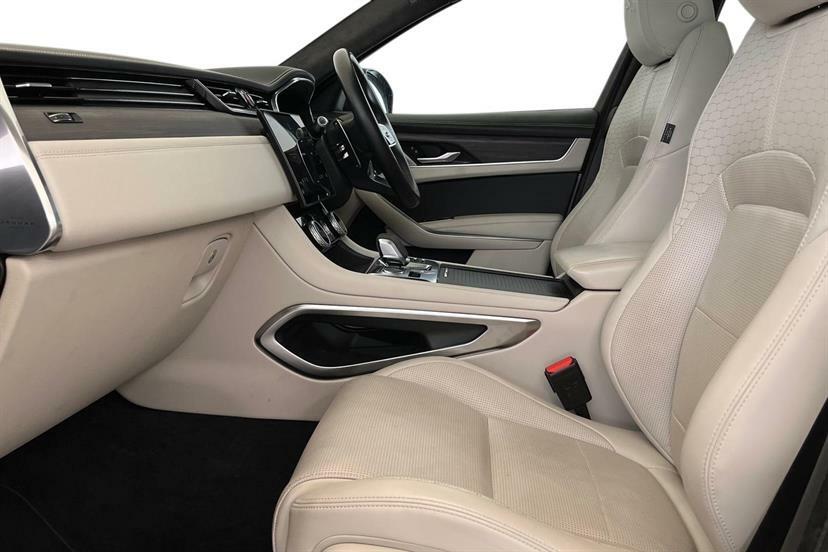 Jaguar F-Pace 2.0 D200 R-dynamic Hse Awd AV22WHZ Grey #3