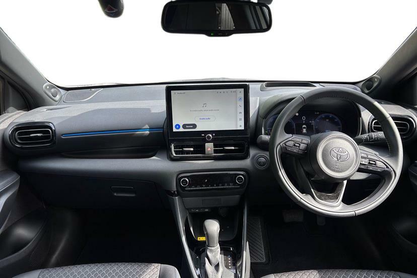 Toyota Yaris 1.5 Hybrid 130 Premiere Edition Cvt Silver #5