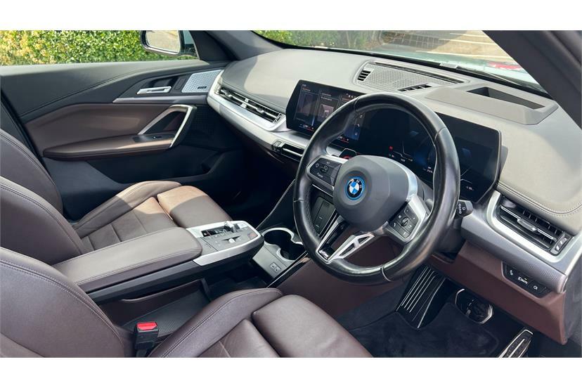 BMW iX1 230Kw Xdrive30 M Sport 65Kwh Green #6