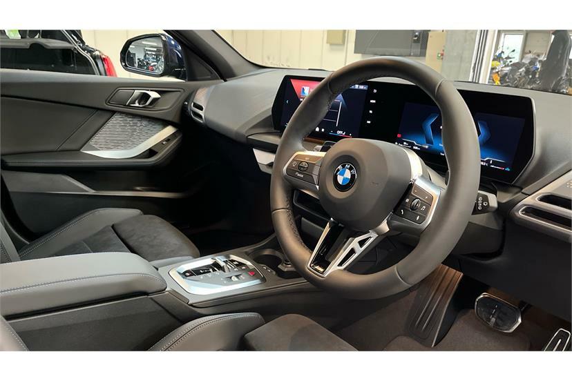 BMW 1 Series 120 M Sport Step GY26LZJ Blue #6