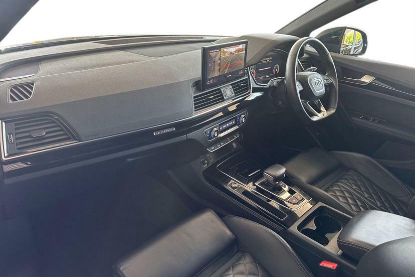 Audi Q5 40 Tdi Quattro Edition 1 S Tronic Cs DA22KXJ Black #2