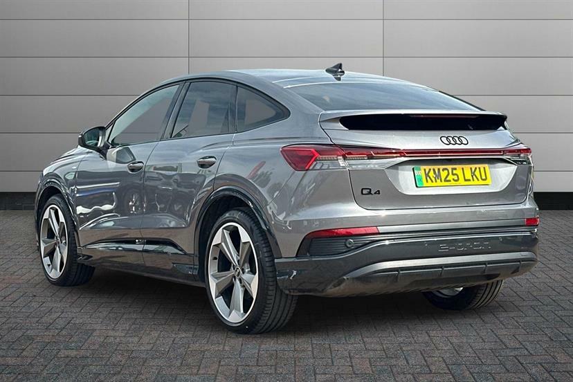 Audi Q4 E Tron 210Kw 45 82Kwh Black Edition Tech Pack KM25LKU Grey #3