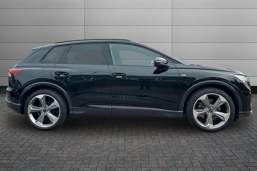 Audi Q4 E Tron 210Kw 45 82Kwh Black Edition Tech Pack KW25FBE Black #4