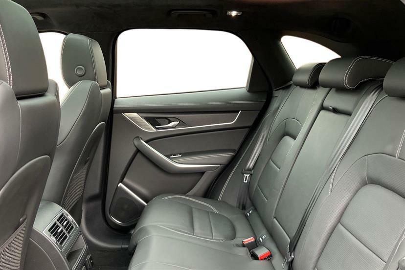 Jaguar F-Pace 3.0 D300 R-dynamic Hse Black 90Th Anniv KW74WBV Grey #4