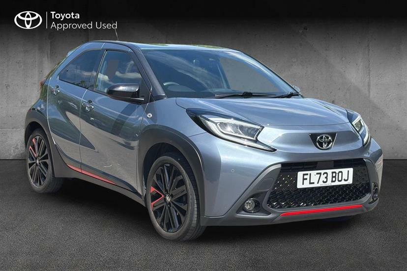 Toyota Aygo X 1.0 Vvt-i Undercover Black