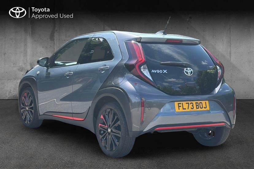 Toyota Aygo X 1.0 Vvt-i Undercover FL73BOJ Black #4