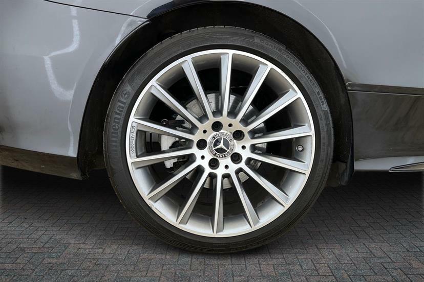 Mercedes-Benz C Class C220d Amg Line Premium AP18ZWH Black #4