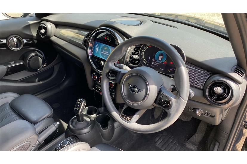 Mini Hatch 1.5 Cooper Exclusive Comfortnav Pack RO23CXB Black #6