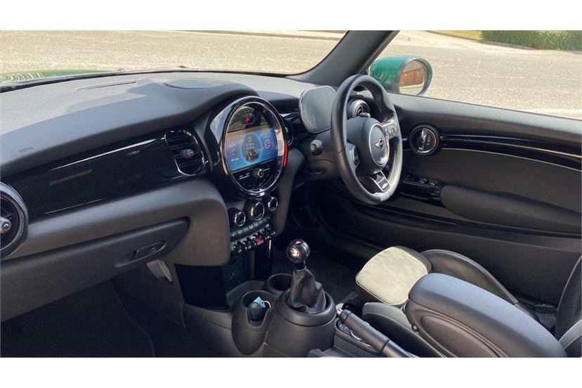 Mini Convertible 1.5 Cooper Sport Green #6